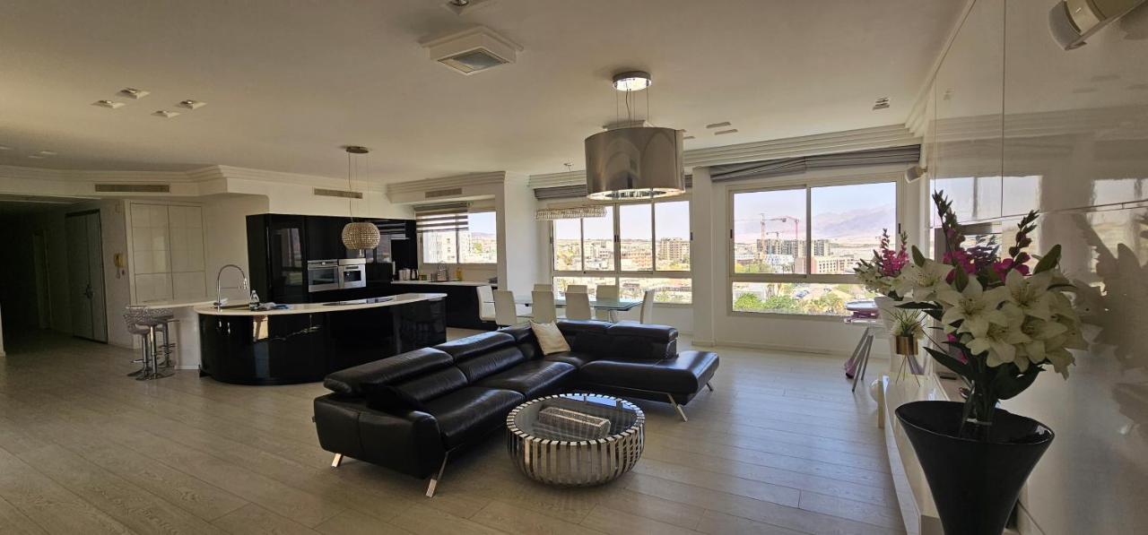 Luxury Exclusive Top Class Apartments Near The Sea With Pool Eilat Ngoại thất bức ảnh